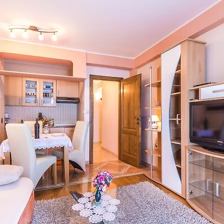 Roses & Wellness Apartamento