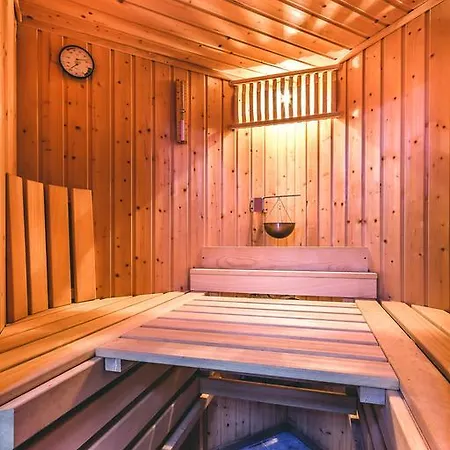 Roses & Wellness Appartement *