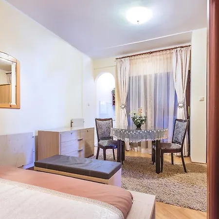 Apartment Roses & Wellness Icici