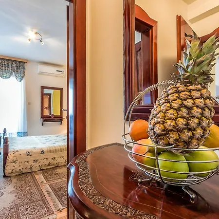 Appartement Roses & Wellness *