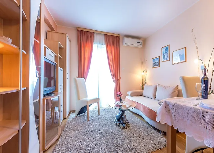 Roses & Wellness Ičići
